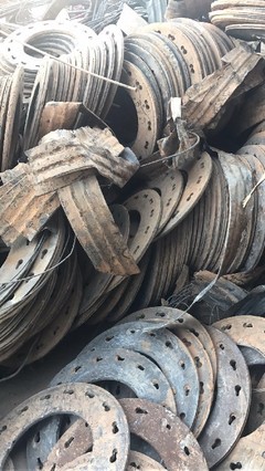 廢舊金屬回收與通信設備銷售 構(gòu)建綠色循環(huán)經(jīng)濟與科技發(fā)展橋梁